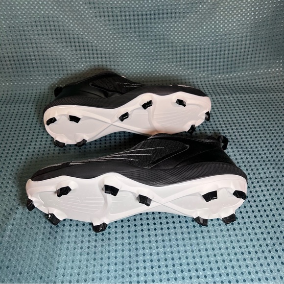***NWT*** MEN`S FUELCELL 4040 V6 MOLDED BASEBALL CLEATS - Picture 7 of 11